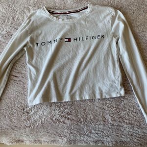 Tommy Hilfiger long sleeve crop